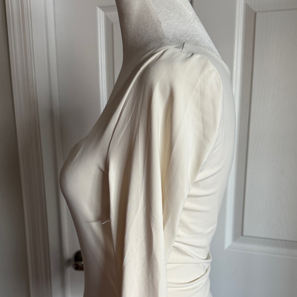 Elegant Cream Long Sleeve Top - Picture 4 of 11